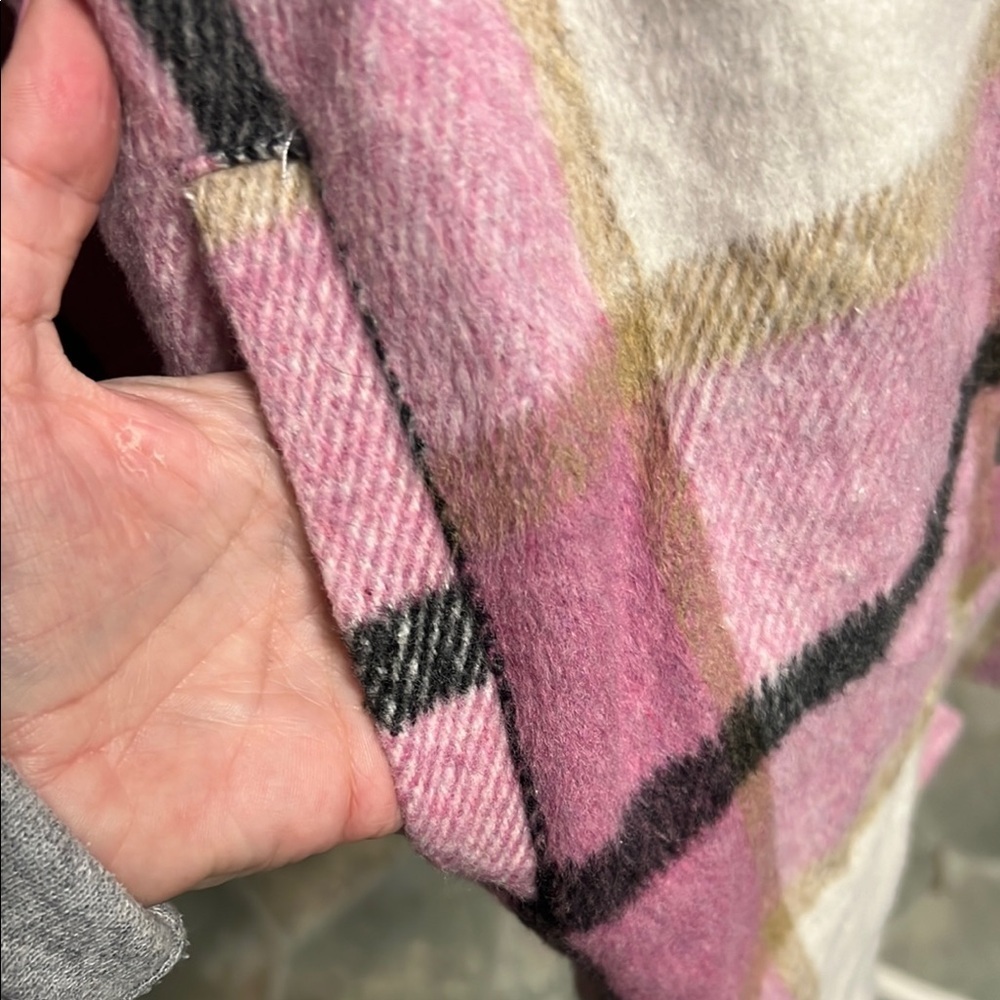 Classic Plaid Pink and White Women's Jacket Shacket pockets. front side & chest - Picture 4 of 12